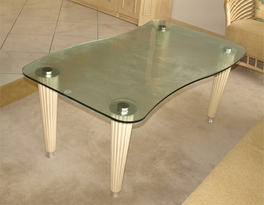 Rattan-Tisch Modell: Tisch 24